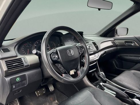 Used 2017 Honda Accord Sport Special Edition image 19