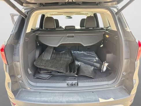 Used 2019 Ford Escape Titanium AWD/4WD image 23