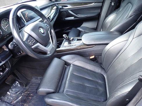 Used 2015 BMW X5 xDrive50i AWD/4WD image 12