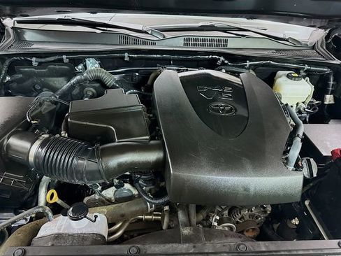 Used 2023 Toyota Tacoma TRD Off-Road image 27