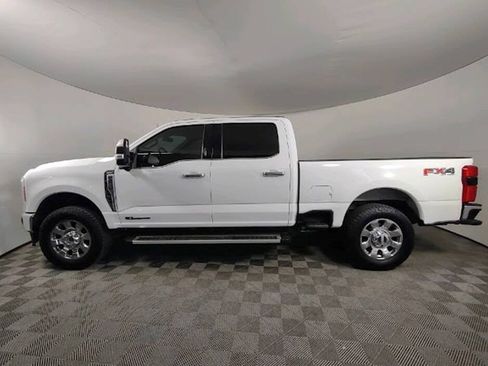 Used 2023 Ford F250 Lariat w/ Chrome Package AWD/4WD image 6