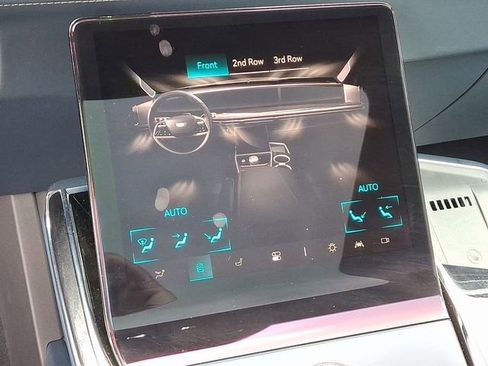 Used 2025 Cadillac Escalade IQ Sport 2 image 21