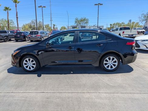 Certified 2024 Toyota Corolla LE FWD image 9