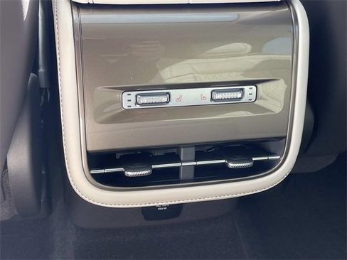 New 2026 Lincoln Nautilus Black Label w/ Jet Appearance Package image 17