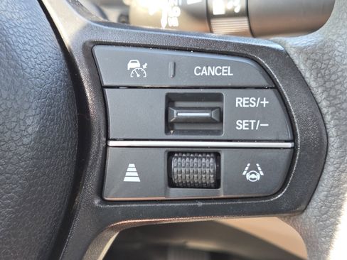 Used 2024 Honda Accord EX image 10