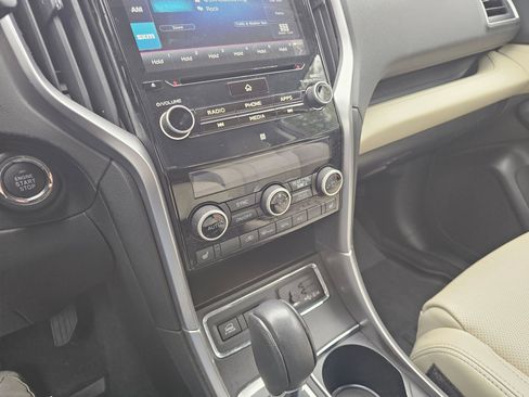Used 2019 Subaru Ascent Limited w/ Popular Package #3 AWD/4WD image 28