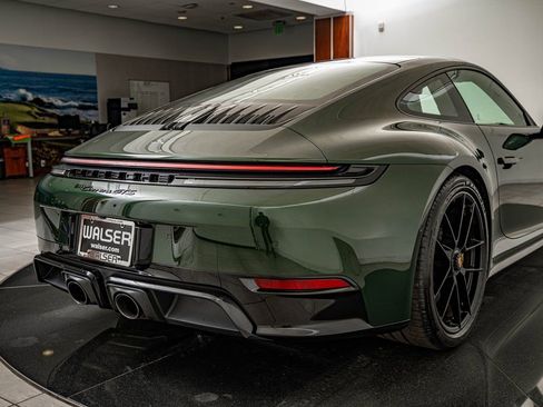 Certified 2026 Porsche 911 Carrera GTS image 24