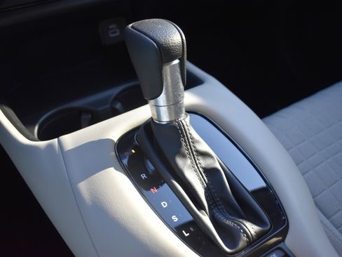 Used 2024 Honda HR-V LX image 21