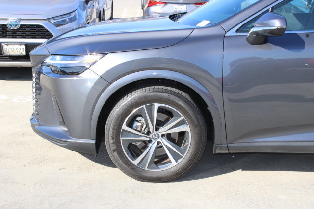 Certified 2025 Lexus RX 350 FWD w/ Technology Package image 4