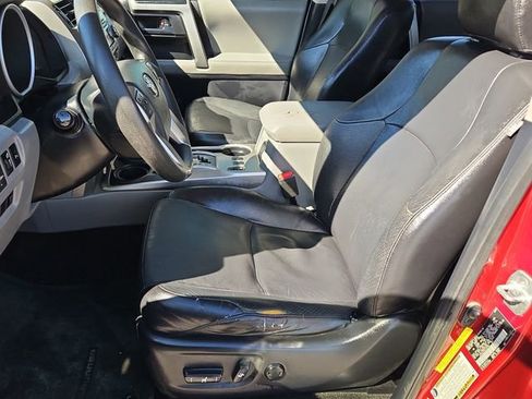 Used 2013 Toyota 4Runner SR5 image 12