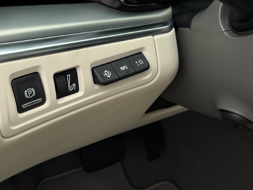 New 2026 Cadillac XT5 Premium Luxury w/ Driver Assist Package FWD image 9
