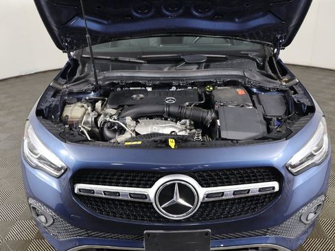 Used 2023 Mercedes-Benz GLA 250 4MATIC w/ Premium Package image 18