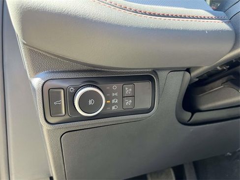 New 2025 Ford Explorer Active w/ Active Comfort Package image 14