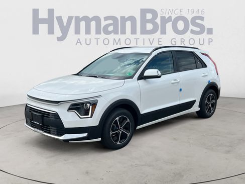 New 2025 Kia Niro EX image 8