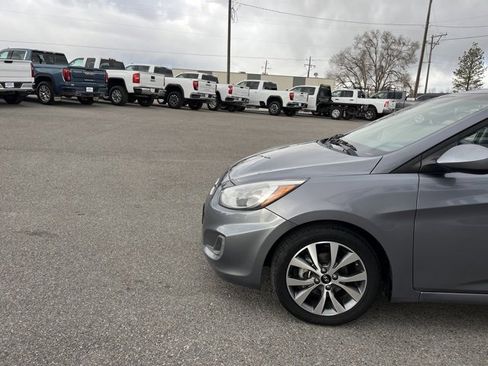 Used 2017 Hyundai Accent Value Edition image 4