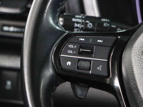 Used 2023 Honda Pilot Touring image 13