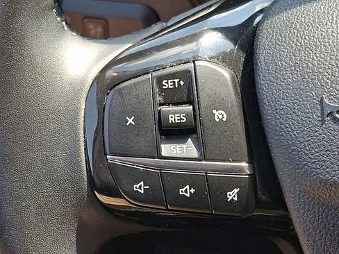 Used 2021 Ford Escape SE w/ Convenience Package FWD image 22