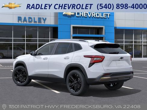 New 2026 Chevrolet Trax ACTIV image 3