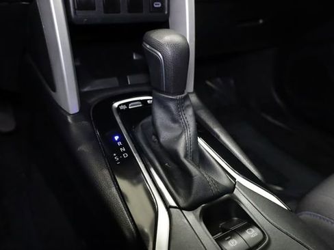 Used 2024 Toyota Corolla Cross SE image 23