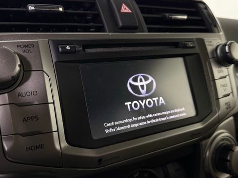 Used 2016 Toyota 4Runner SR5 image 18