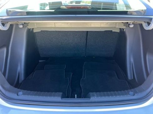 Used 2019 Toyota Yaris LE image 32