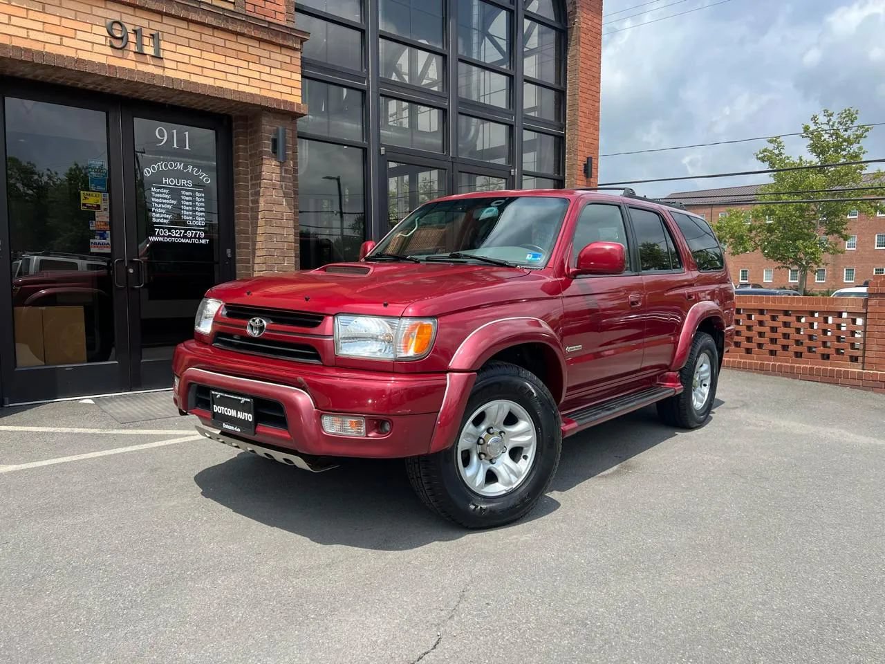 Used 2002 Toyota 4Runner SR5 w/ Sport Edition RWD image 1