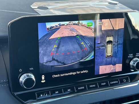 New 2025 Mitsubishi Outlander SE image 21