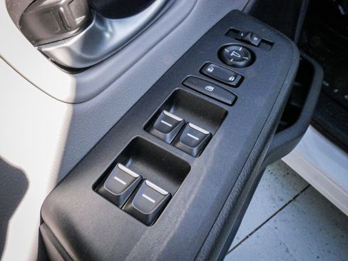 Used 2025 Honda Pilot EX-L image 15