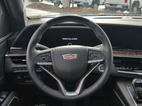 Used 2022 Cadillac Escalade Premium Luxury Platinum w/ LPO, Floor Liner Package image 15