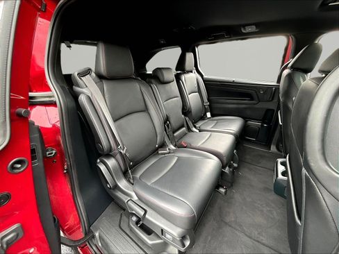 Used 2024 Honda Odyssey Sport image 24