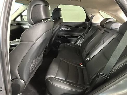 Used 2025 Genesis GV70 2.5T AWD/4WD image 27