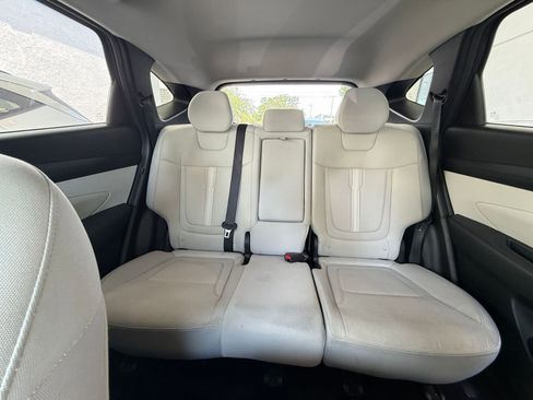 Used 2025 Hyundai Tucson SEL FWD image 40