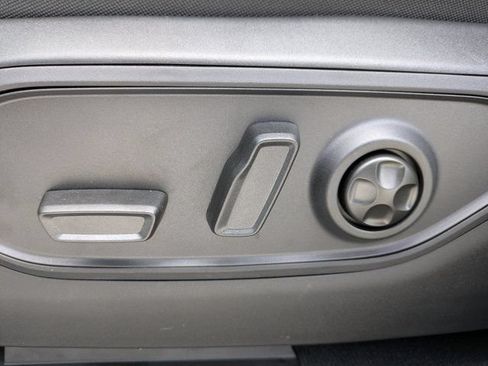 New 2026 Jeep Grand Cherokee L Laredo RWD image 21