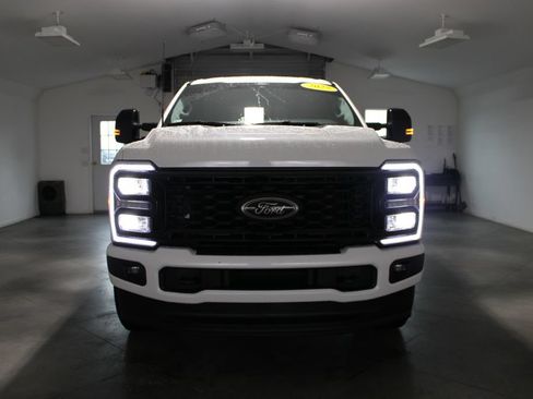 Used 2025 Ford F250 Lariat w/ Black Appearance Package AWD/4WD image 56