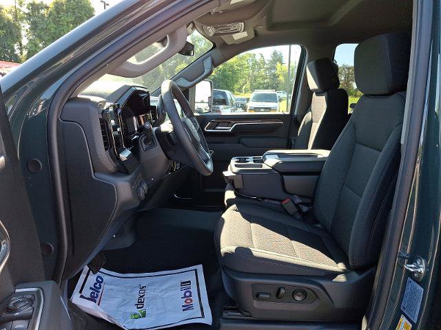 New 2026 Chevrolet Silverado 2500 LT w/ Convenience Package AWD/4WD image 7