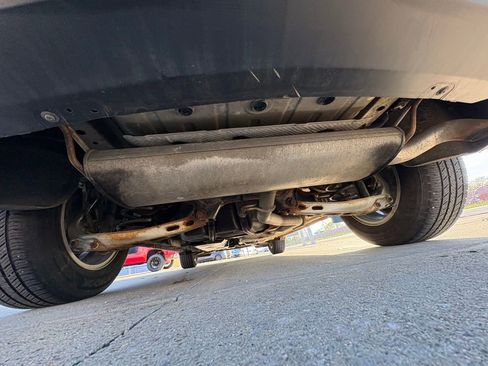 Used 2018 Chevrolet Equinox LS FWD image 37