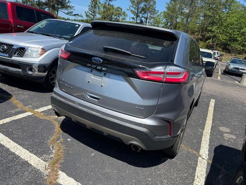 Used 2023 Ford Edge Titanium AWD/4WD image 7