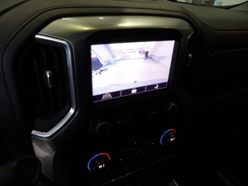 Used 2020 Chevrolet Silverado 1500 RST AWD/4WD image 14