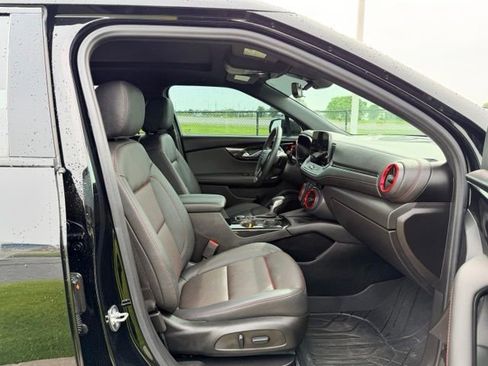 Certified 2024 Chevrolet Blazer RS w/ Driver Confidence II Package AWD/4WD image 11