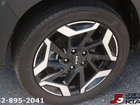 Certified 2024 Kia Seltos SX AWD/4WD image 9