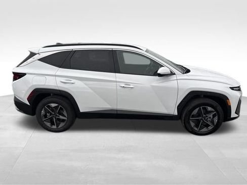 New 2026 Hyundai Tucson SEL image 8