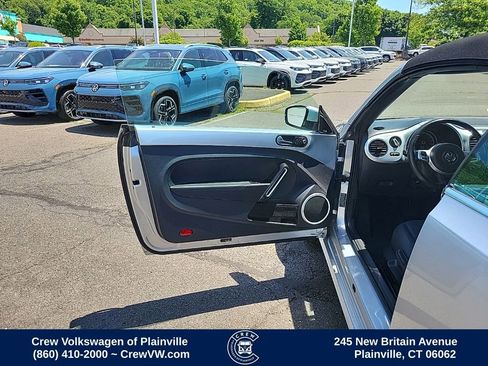 Used 2015 Volkswagen Beetle 1.8T FWD image 36