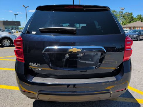 Used 2017 Chevrolet Equinox LT w/ Convenience Package FWD image 5