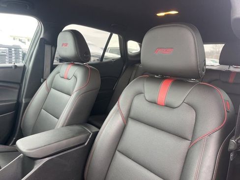 Used 2025 Chevrolet Trax RS w/ Driver Confidence Package image 14