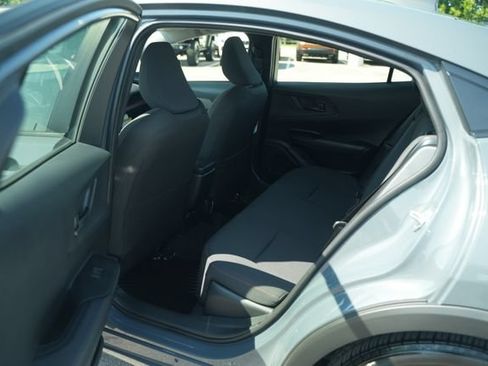 Used 2025 Toyota Prius Plug-In Hybrid FWD image 14
