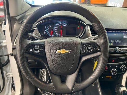 Used 2020 Chevrolet Trax LS w/ Tint and Cruise Package AWD/4WD image 10