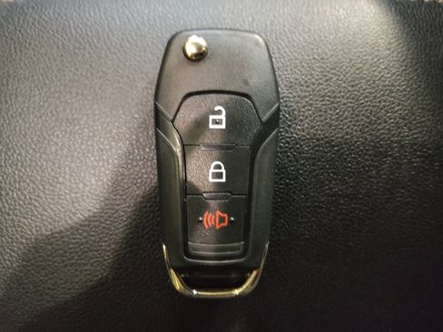 Used 2020 Ford Escape S FWD image 32