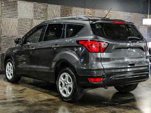 Used 2019 Ford Escape S FWD image 10