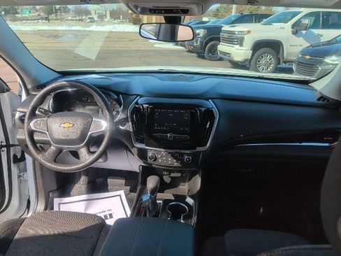 Used 2021 Chevrolet Traverse LS w/ LPO, Floor Liner Package FWD image 39