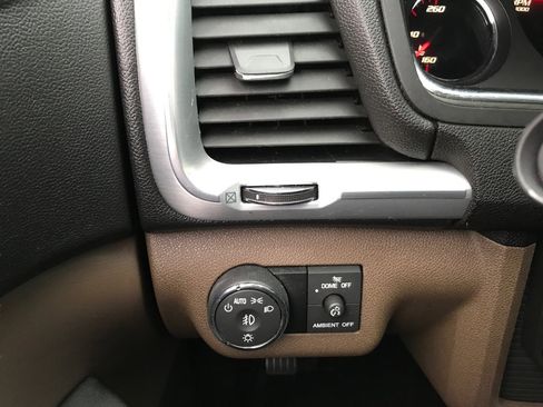 Used 2017 GMC Acadia Limited SLT image 21